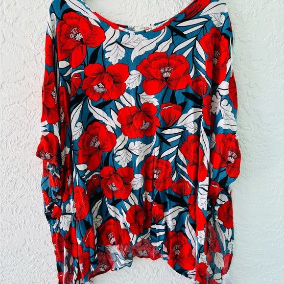 Poncho-style overlay top/swimsuit coverup - Picture 3 of 8